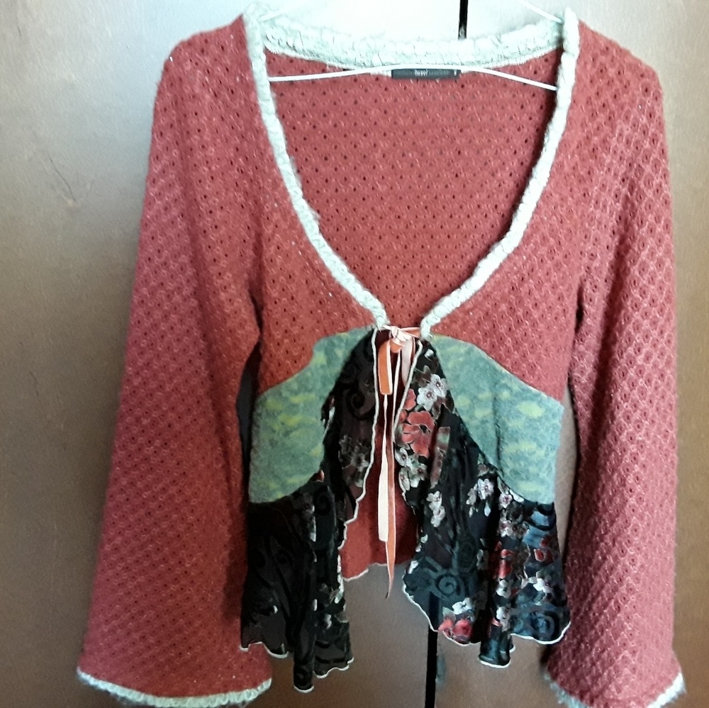 Women's sweater